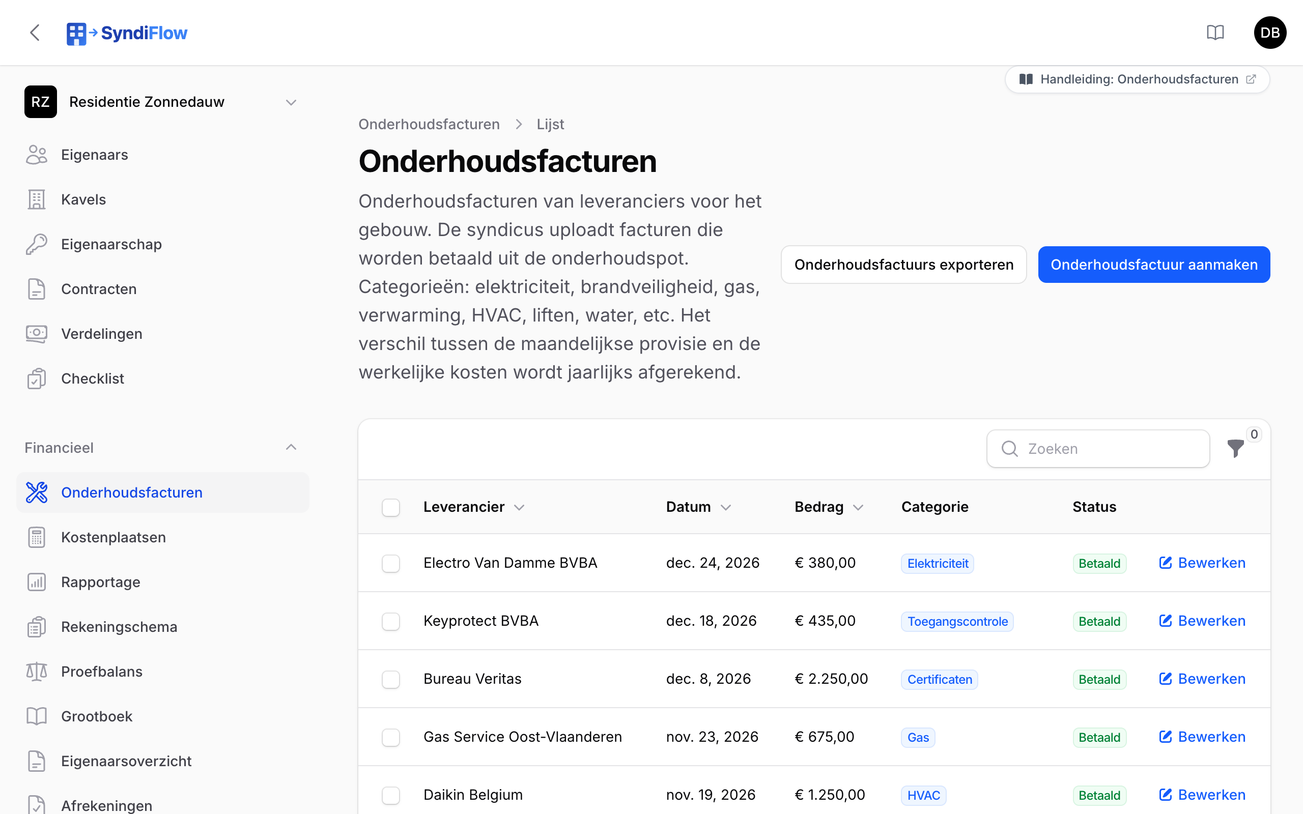 Lijst van onderhoudsfacturen met leverancier, datum, bedrag, categorie en status